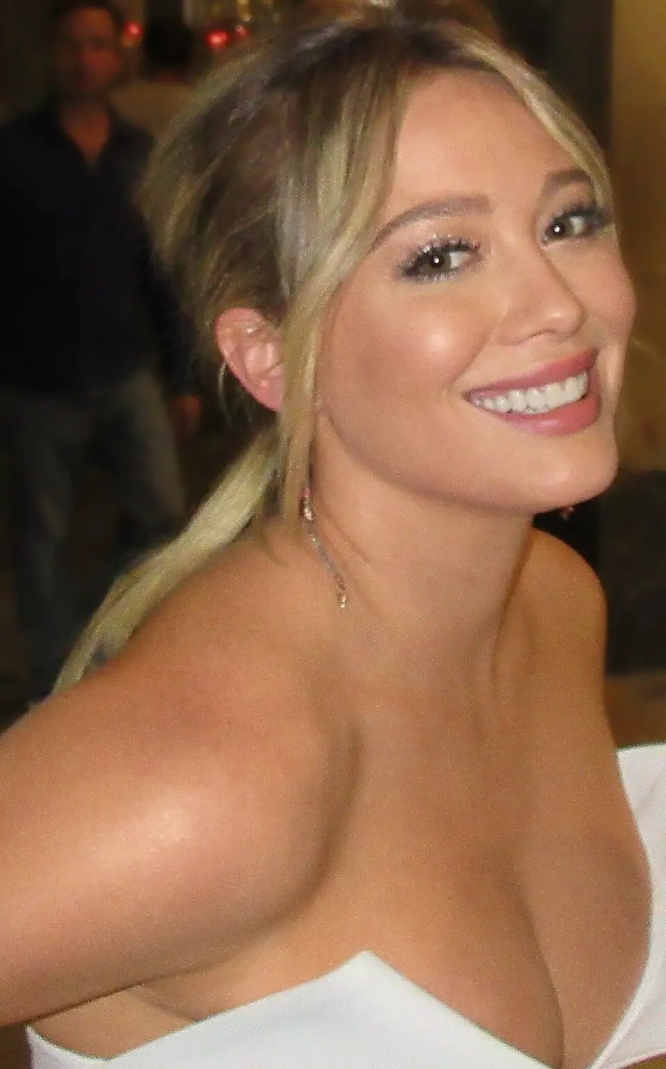 Greg2600, CC BY-SA 2.0, via Wikimedia Commons Hilary Duff tickets