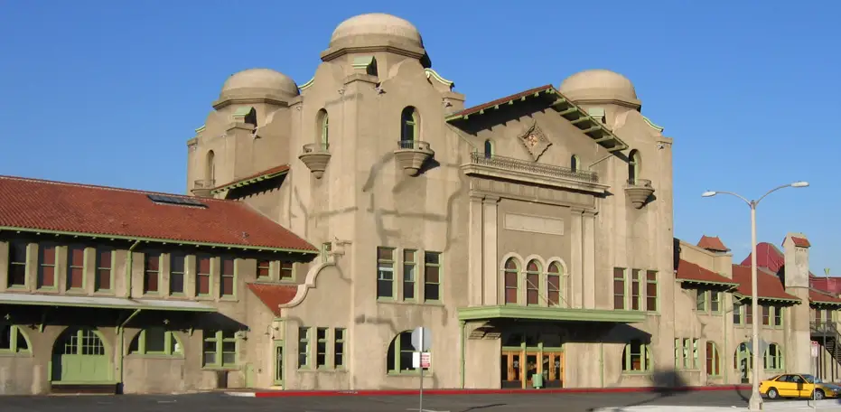 User:Oakshade, CC BY 2.5, via Wikimedia Commons Events in San Bernardino