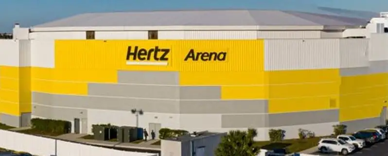 KellyCup, CC BY-SA 4.0, via Wikimedia Commons Hertz Arena