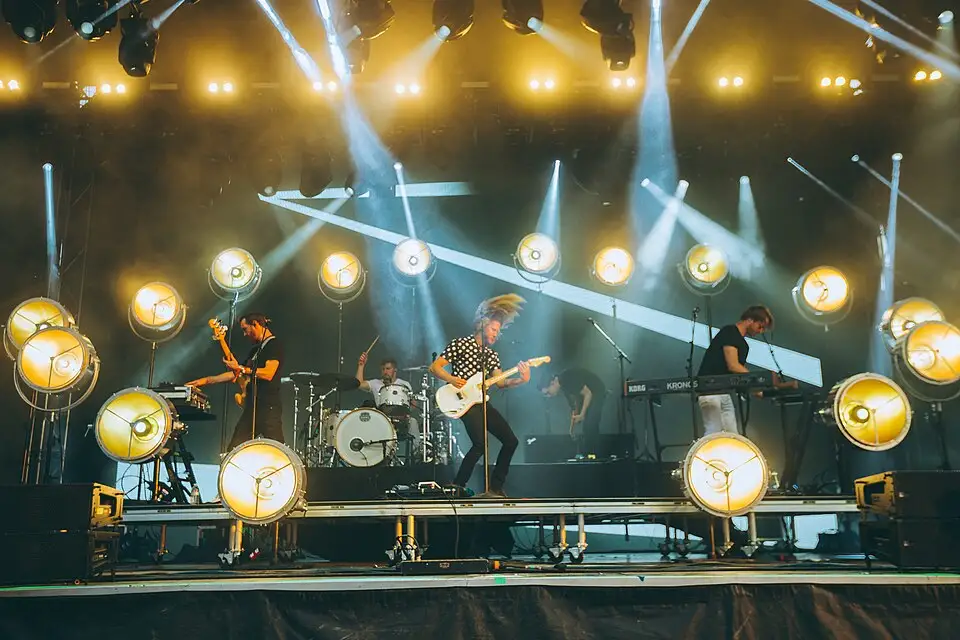 Moon Taxi tickets